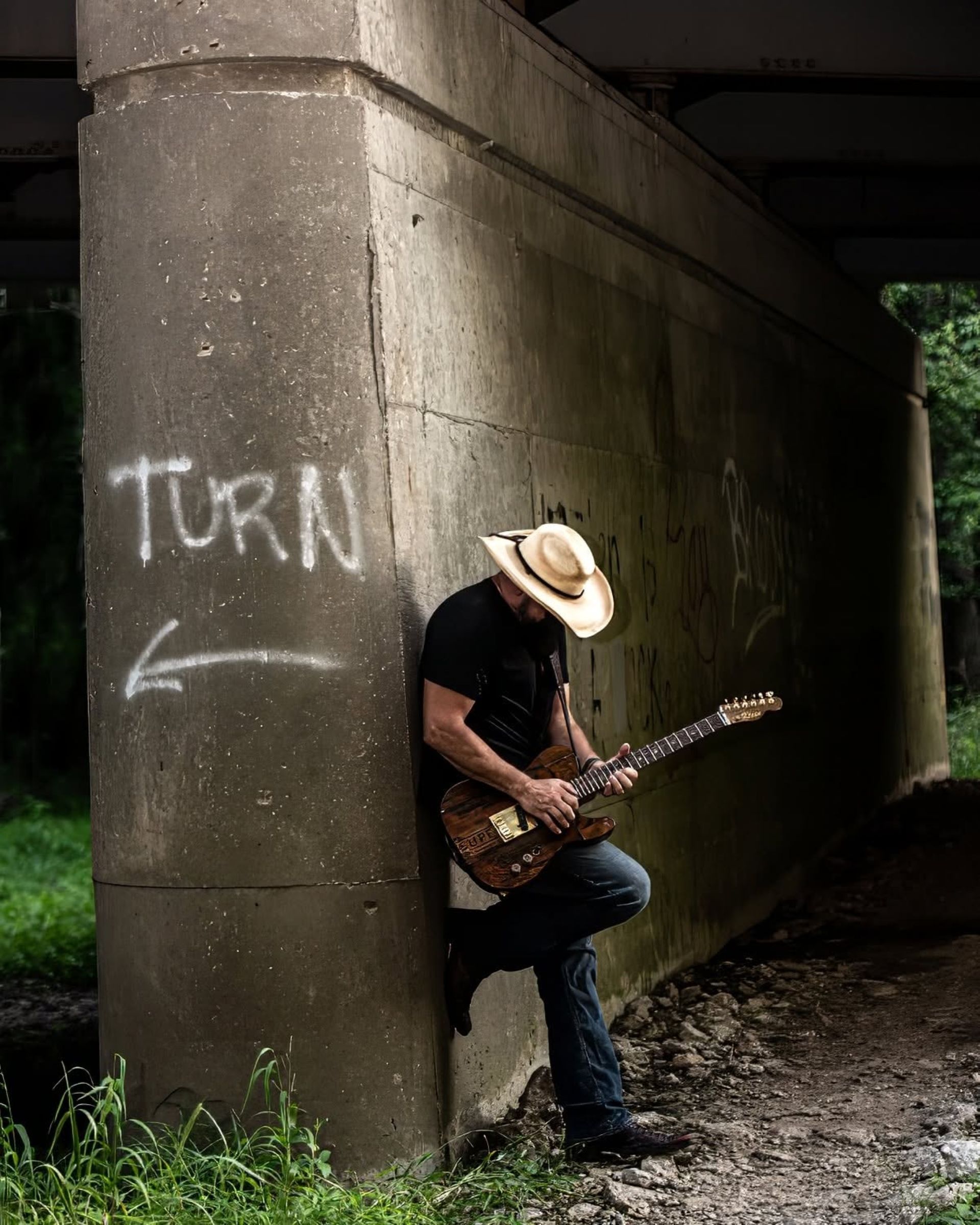 Live Music W/ Mudbone at The Porch Photo