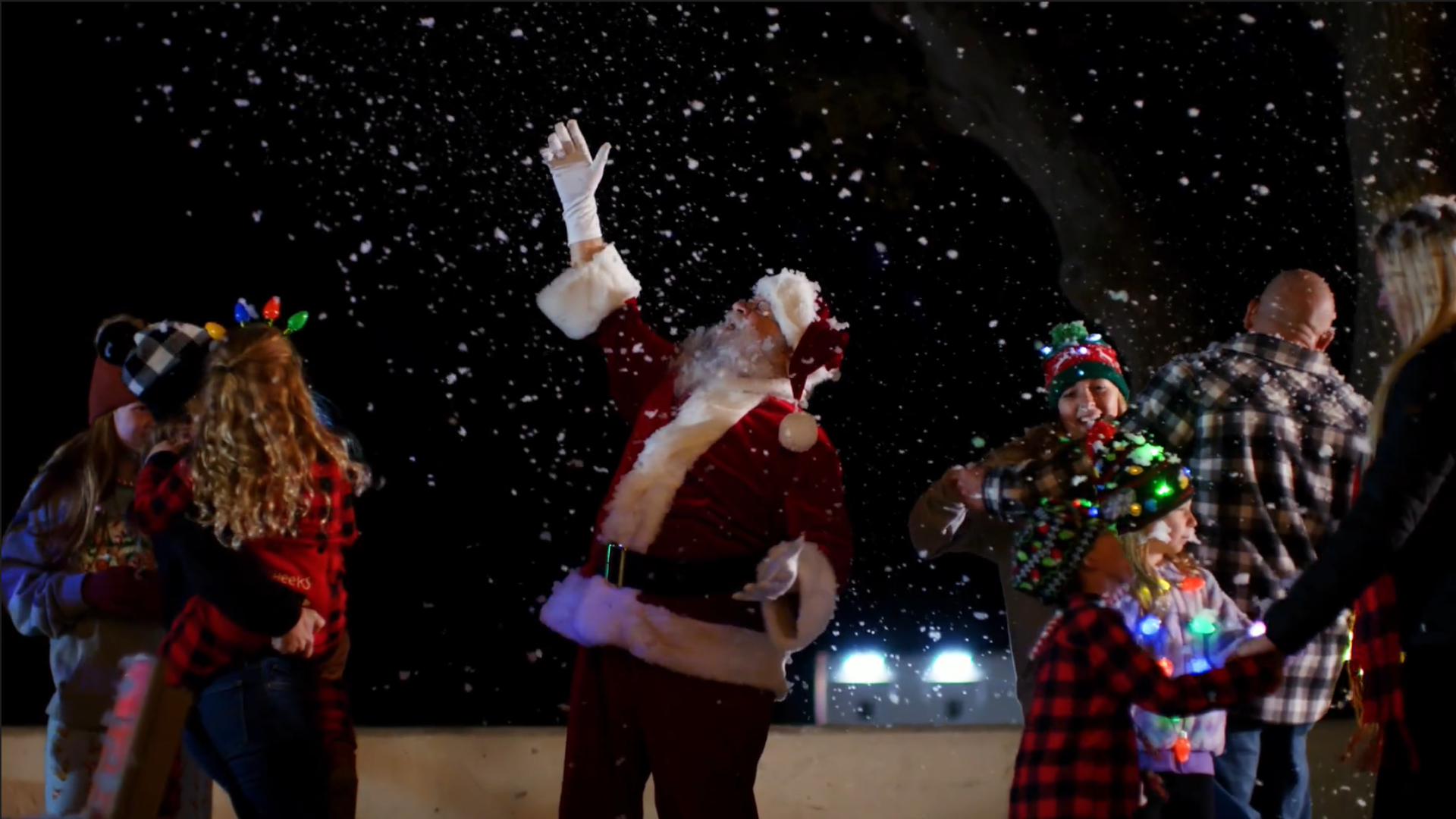 Holidays in the Park December 21 - 27 Photo