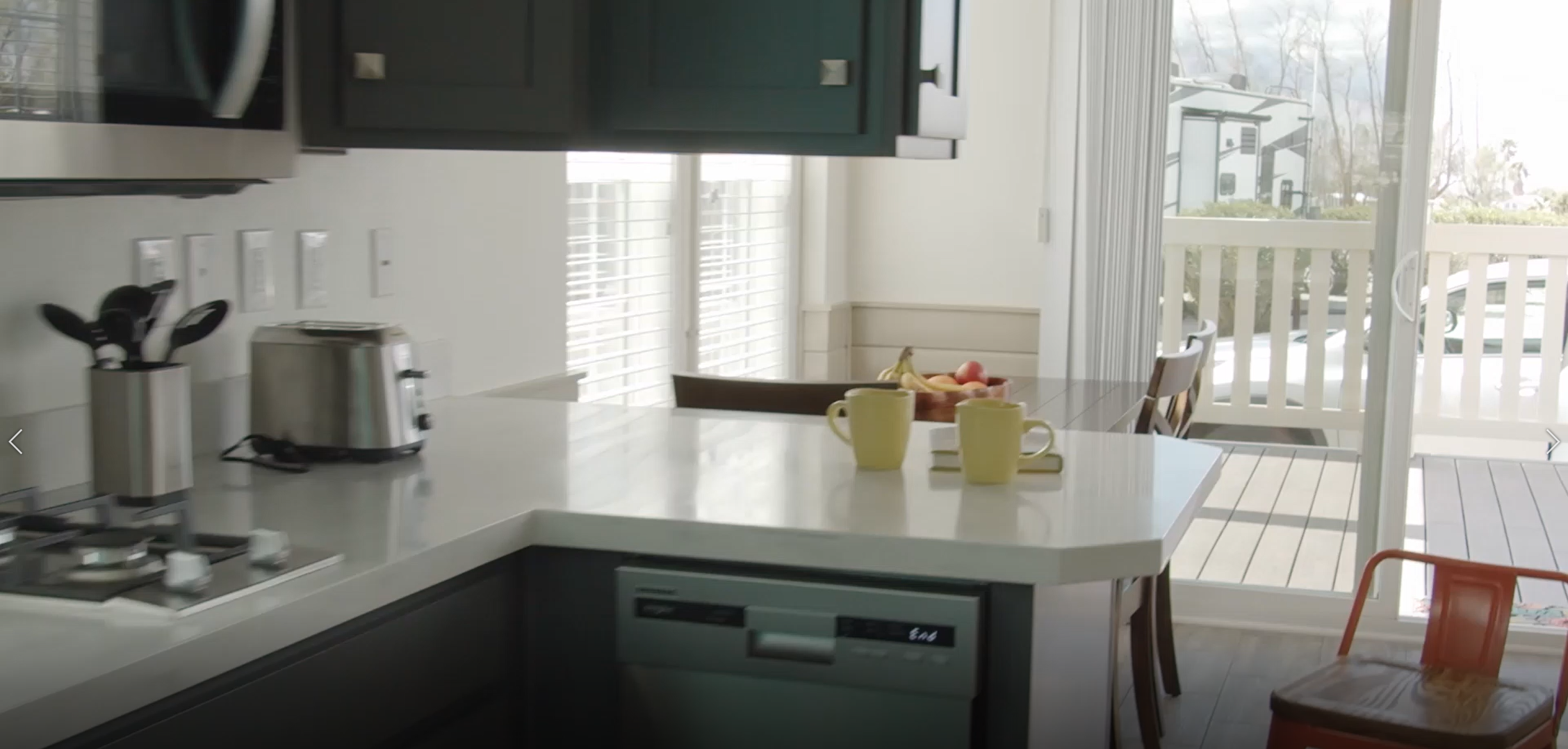 Deluxe Cabin Kitchen
