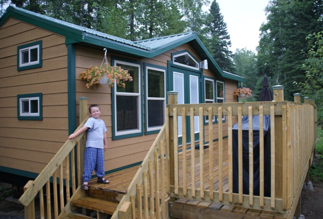 Deluxe two room cabin