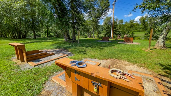 Horseshoe Pits
