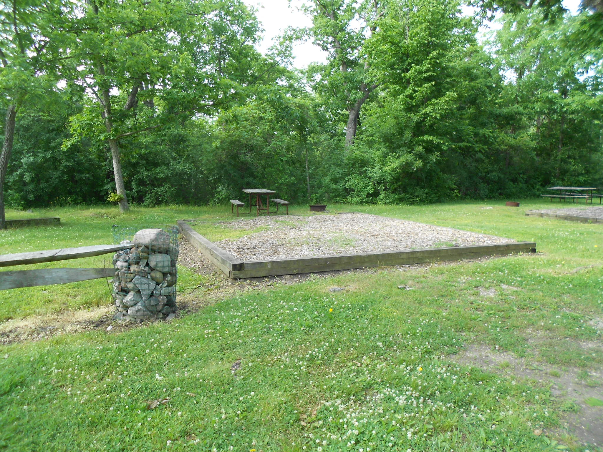 Primitive tent