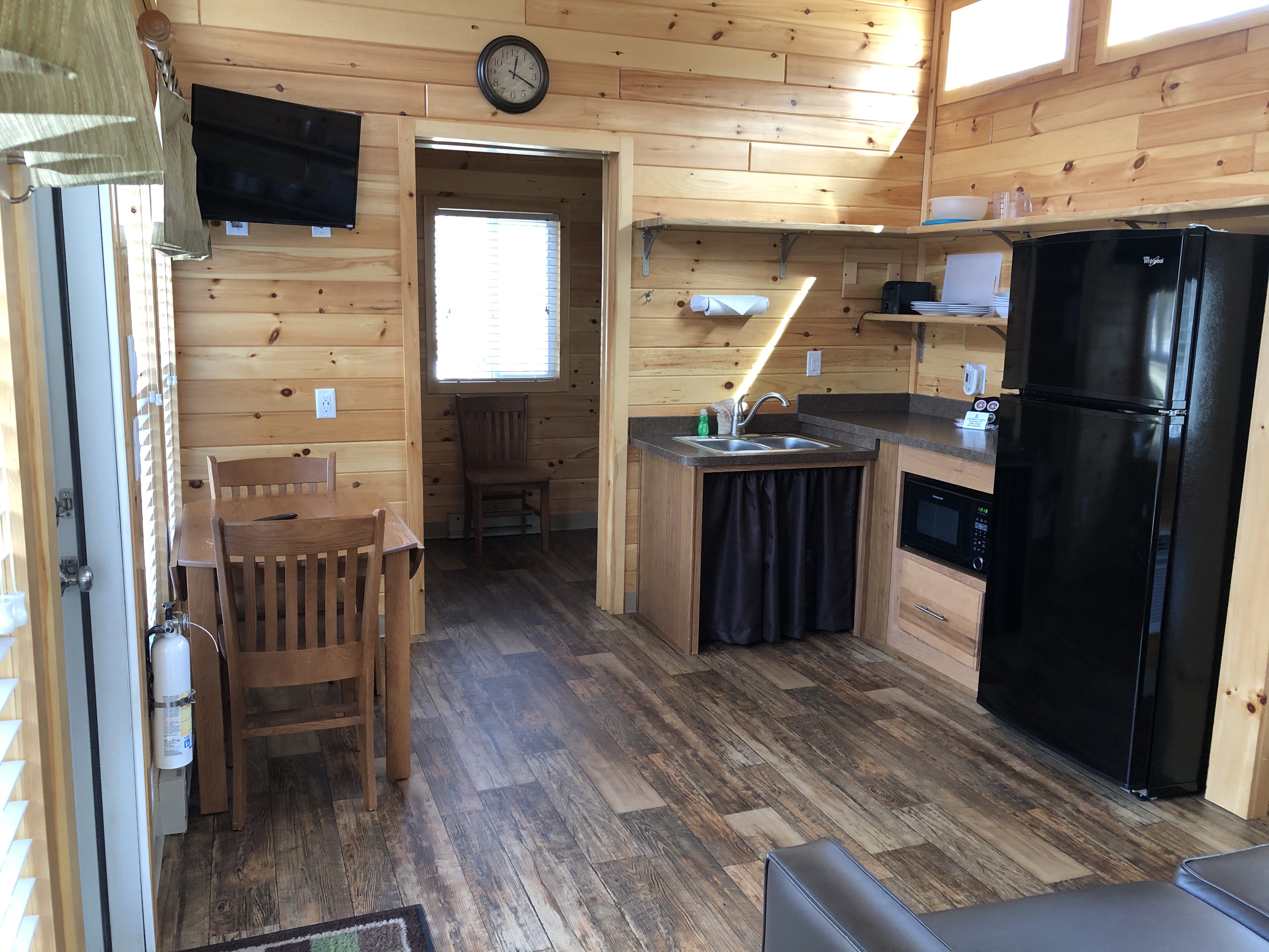 Deluxe Cabin (Full Bath with Shower) Handicap Accessible-7