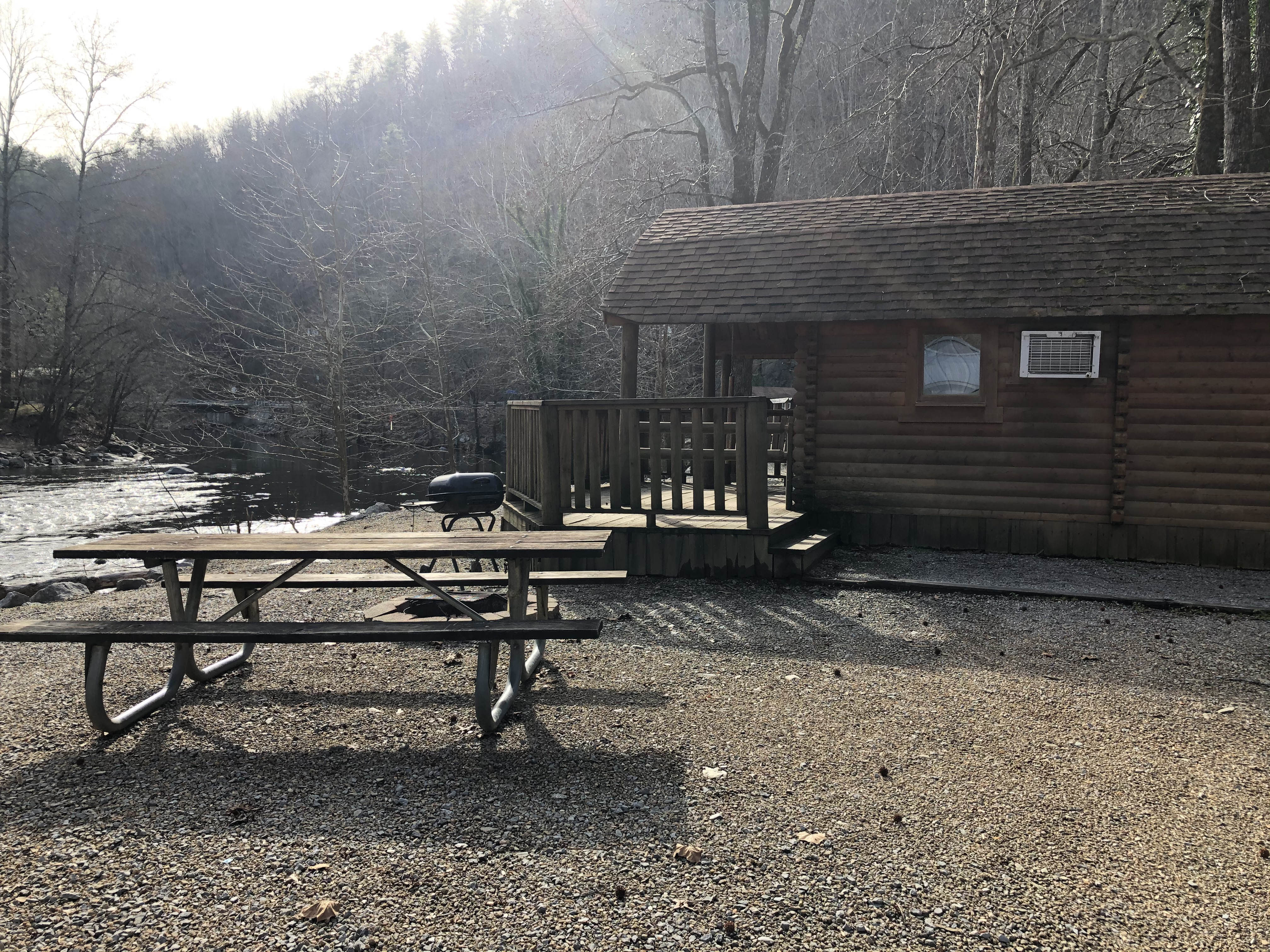 Camping Cabin (No Bathroom) Riverfront (2) Room