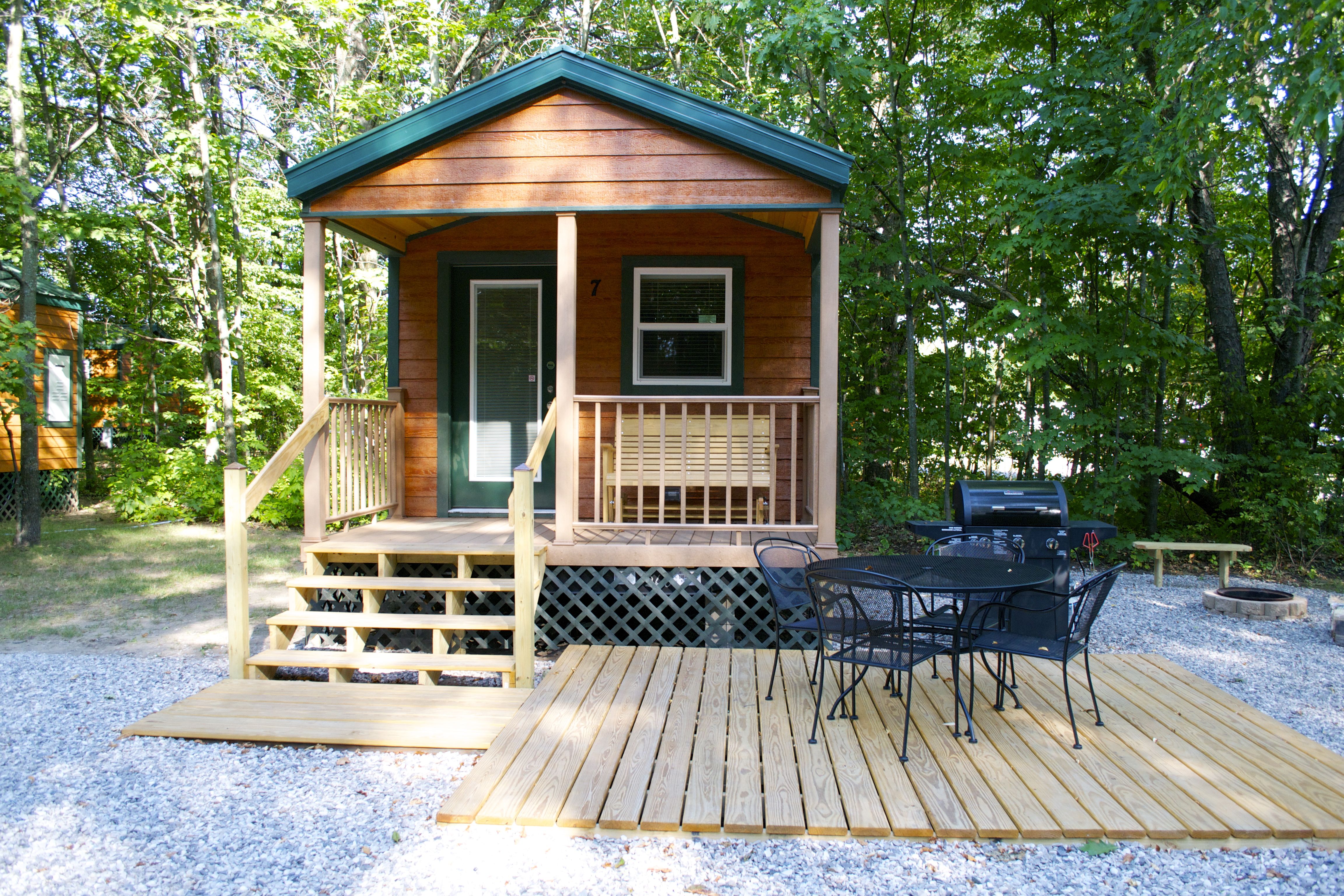 Studio w/bathroom sleeps 4