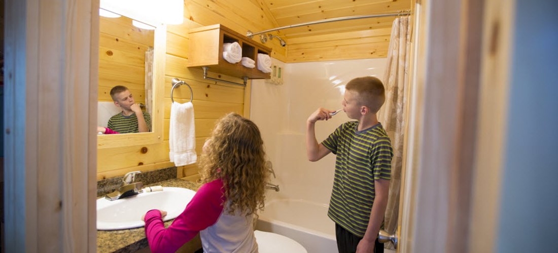 Full Bathrooms in Deluxe Cabins