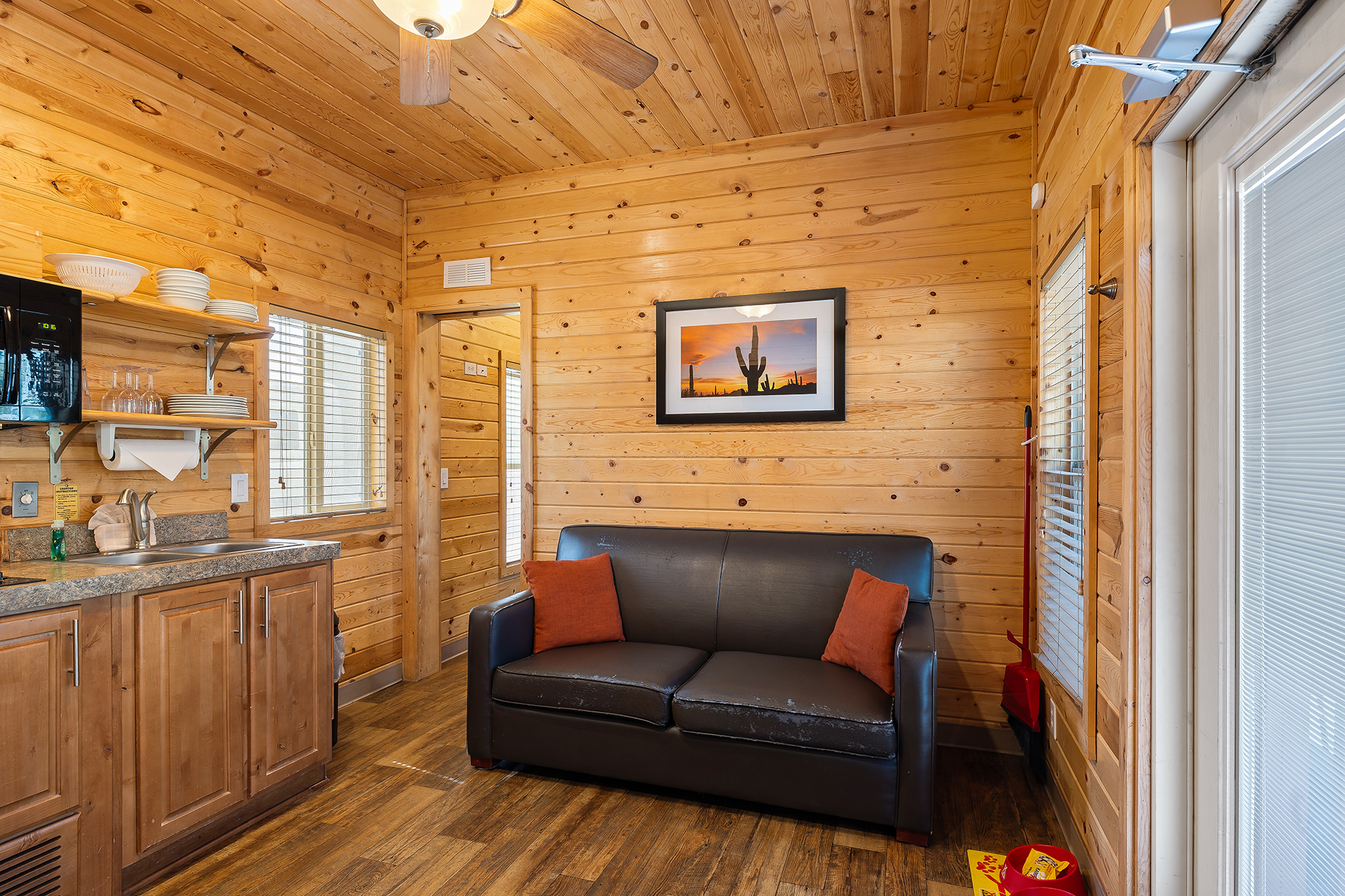 DC06_Deluxe Cabin, 2 Room (Full Bath with Tub & Shower) - Sleeps 8_Living Area