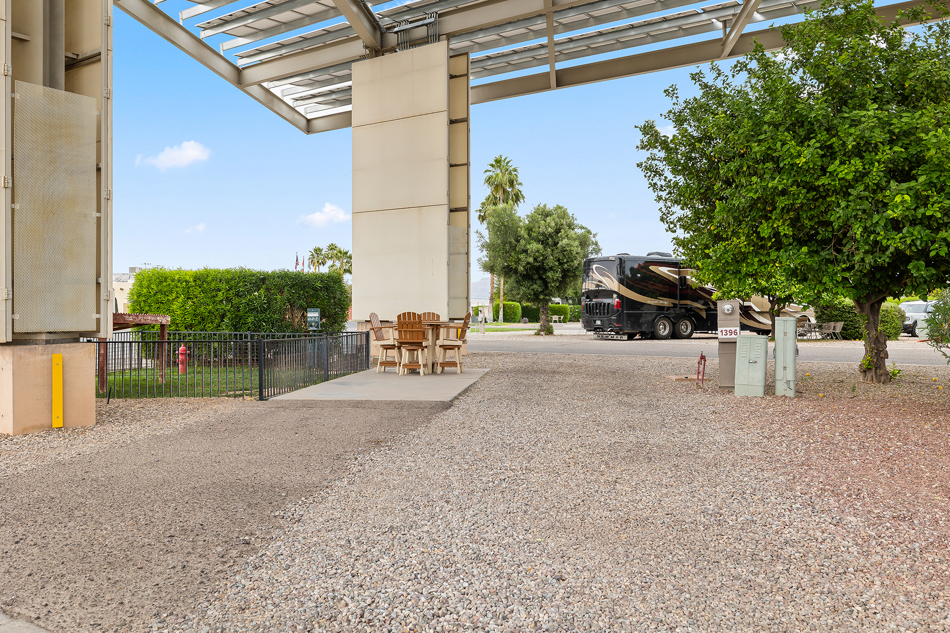 RV 1396, Pull-Thru 50/30 AMPS FHU Patio with Covered KOA Paw Pen?