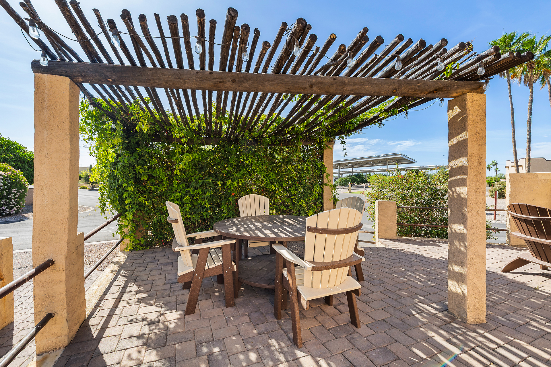 DC11_Deluxe Cabin, 1 Room Accessible (Full Bath with Shower) - Sleeps 4_Patio
