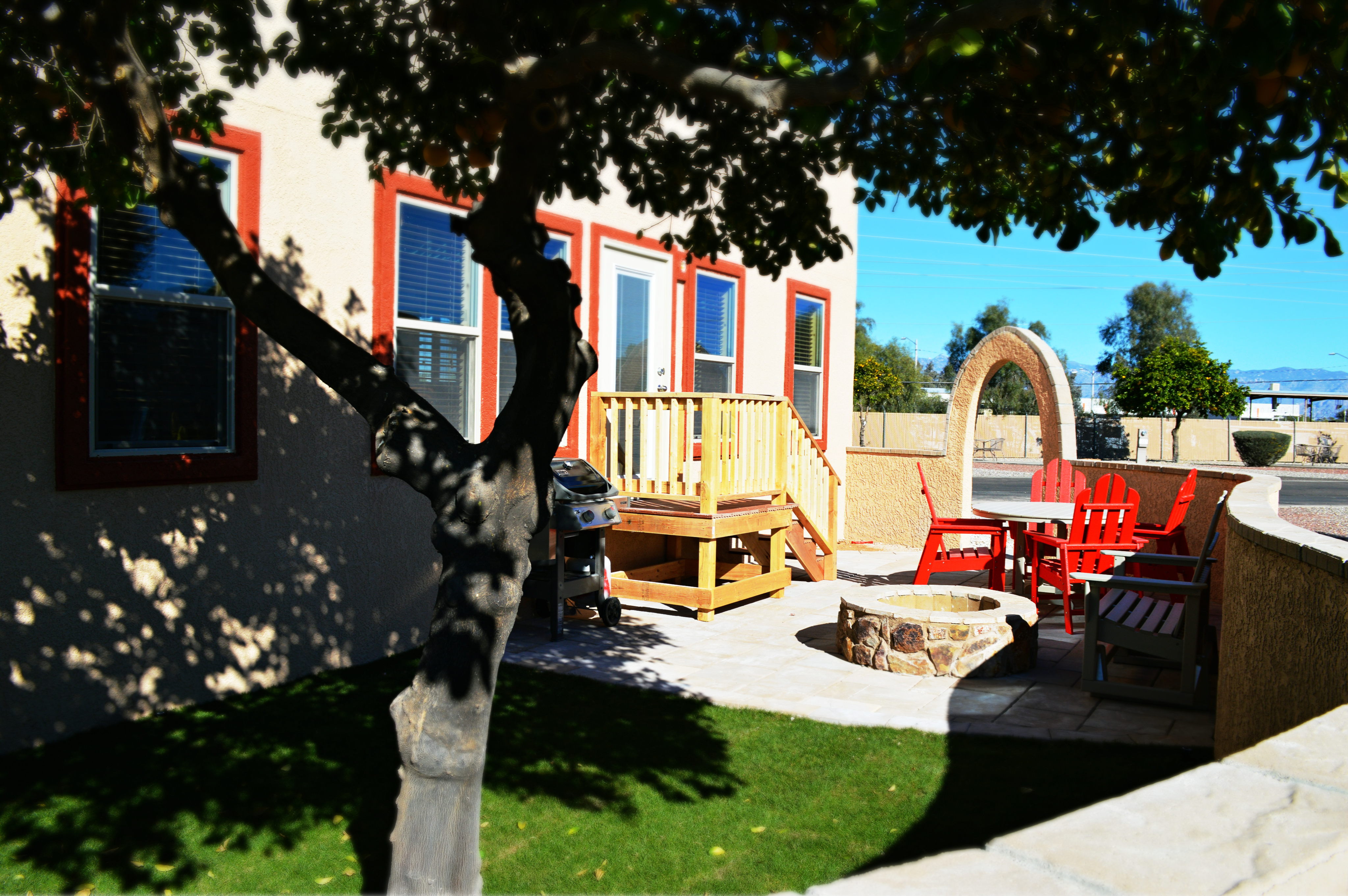 Backyard Deluxe Cabin