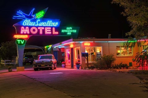 Blue Swallow Motel