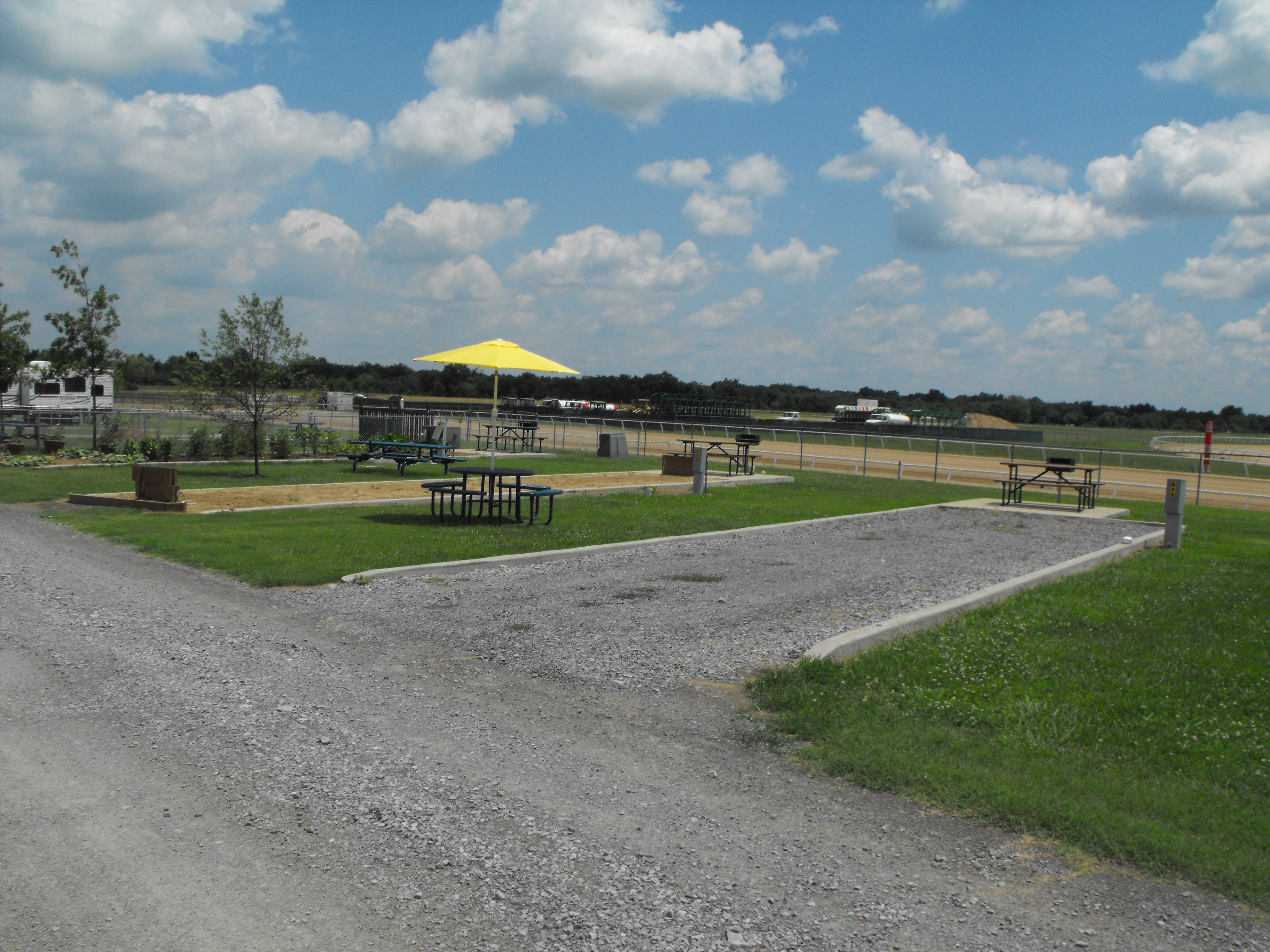 Back-In right up next to the horse track!