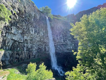 Scenic View Perrine Coulee Waterfall