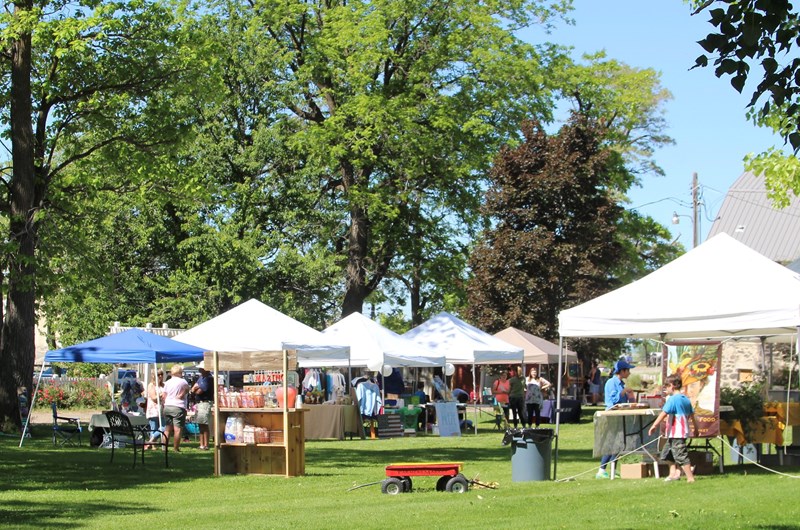 Farmers Market Photo