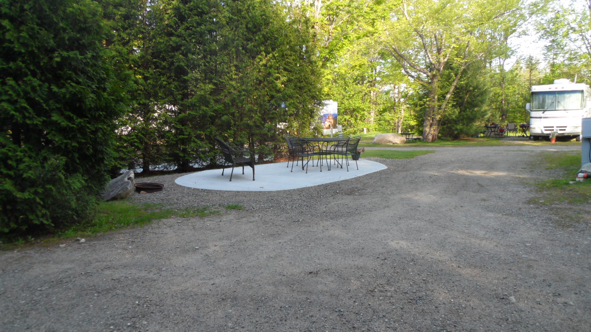 Deluxe Patio- pic 1