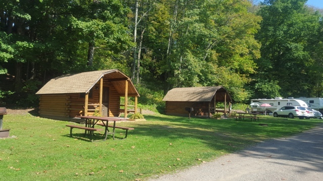 Hillside Kabin #2 & #3 These are Pet Friendly with $$