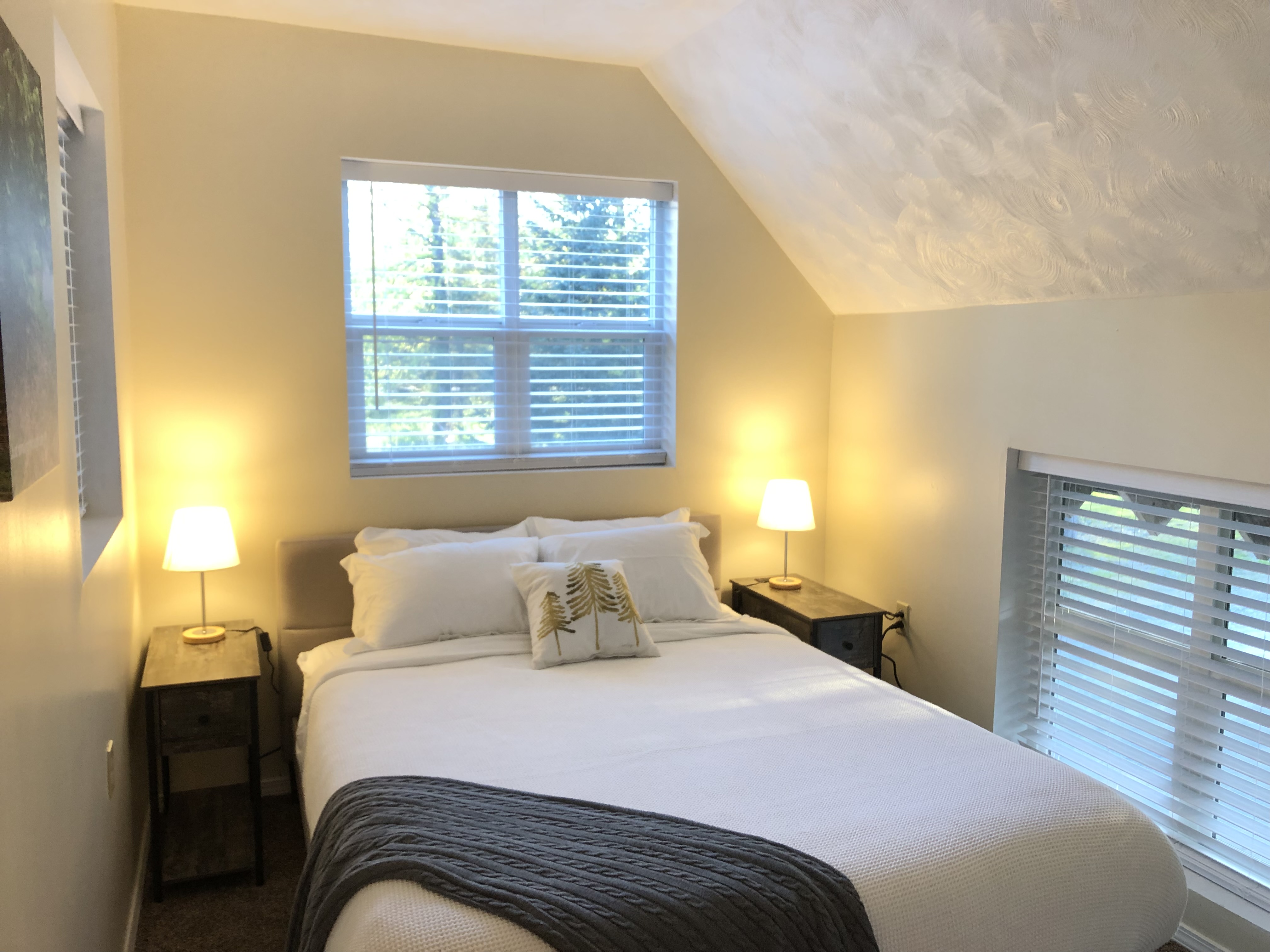 Chalet Queen Bedroom