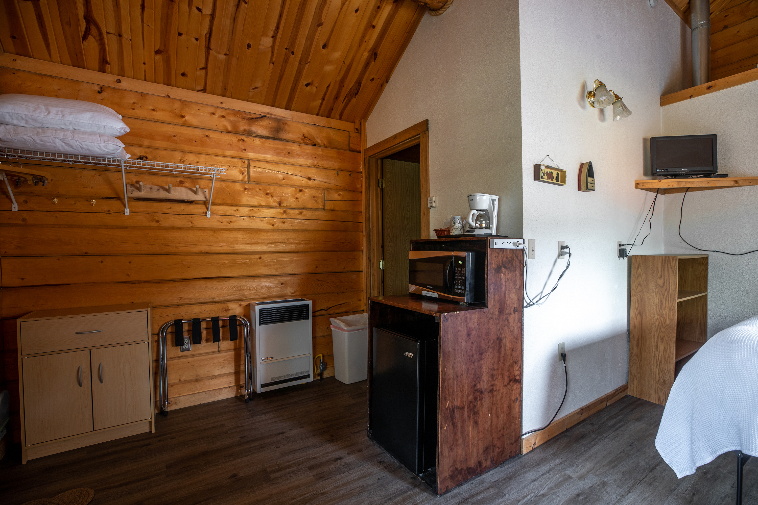 Inside Deluxe Cabins entry area