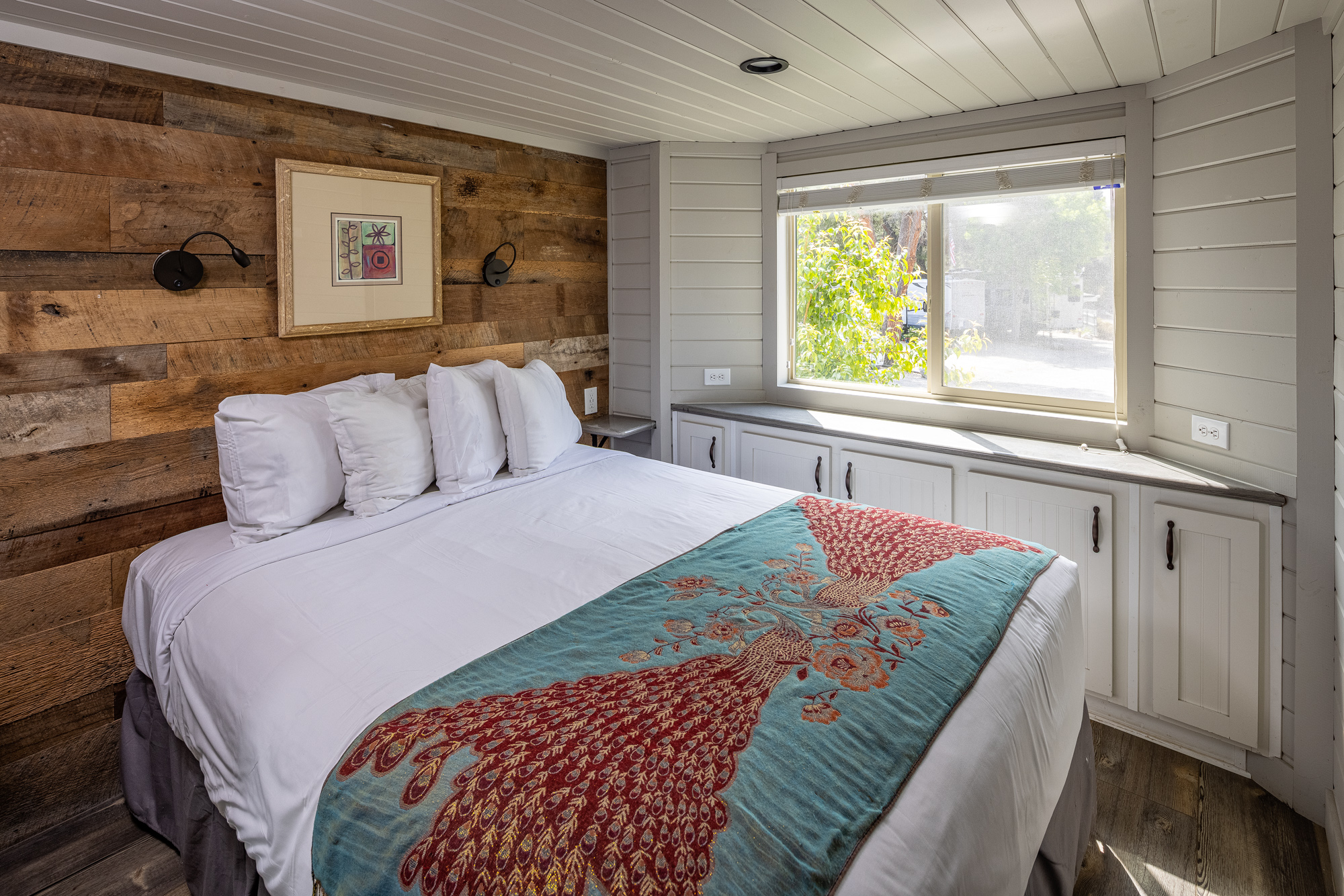 Deluxe Cabin