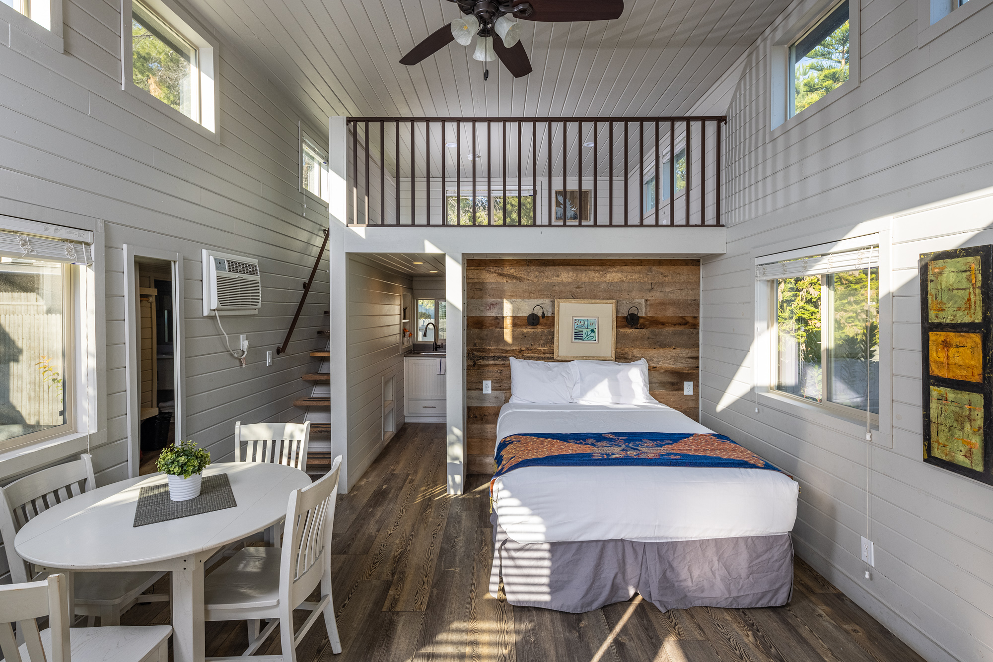 Deluxe Cabins
