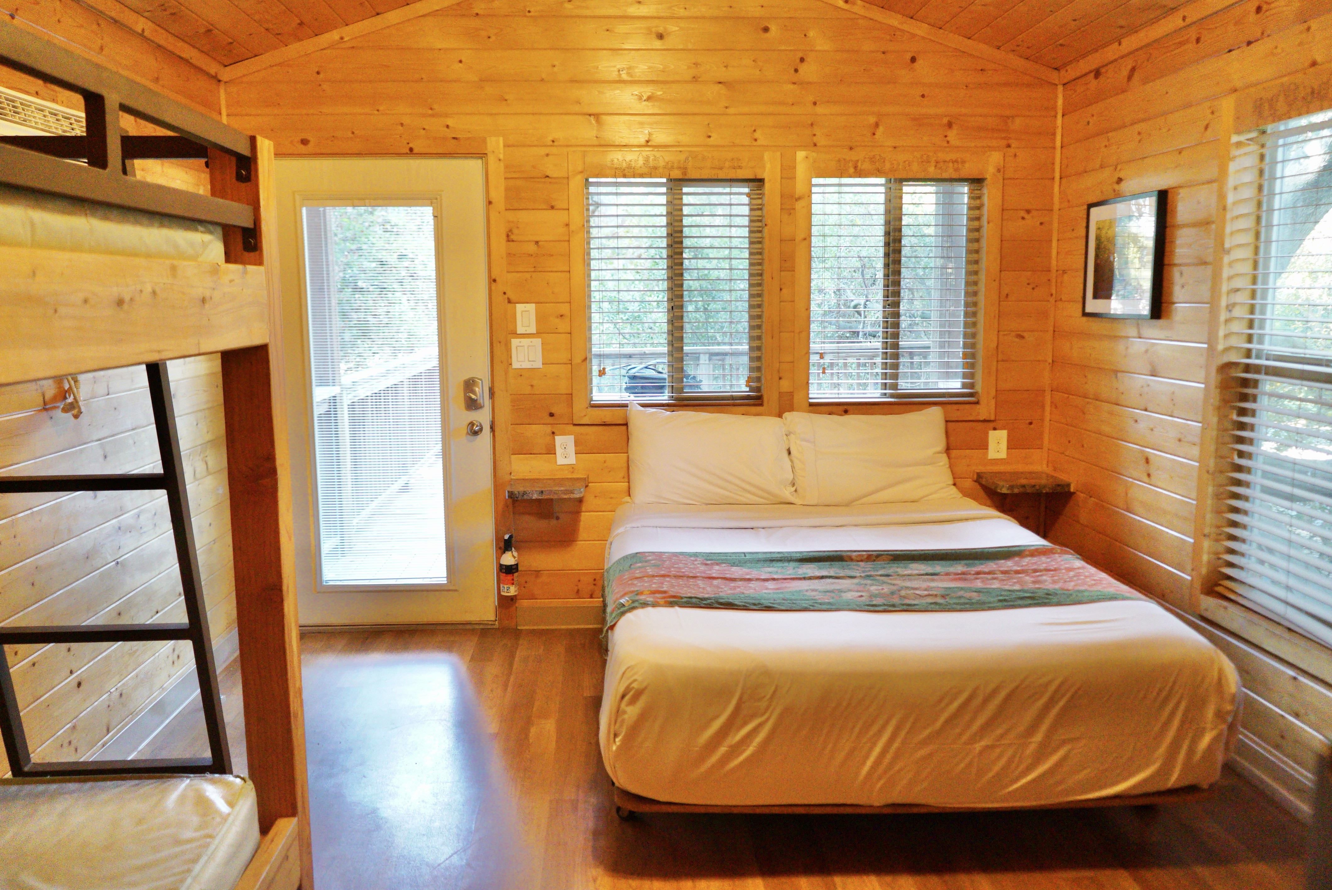 Deluxe Cabin