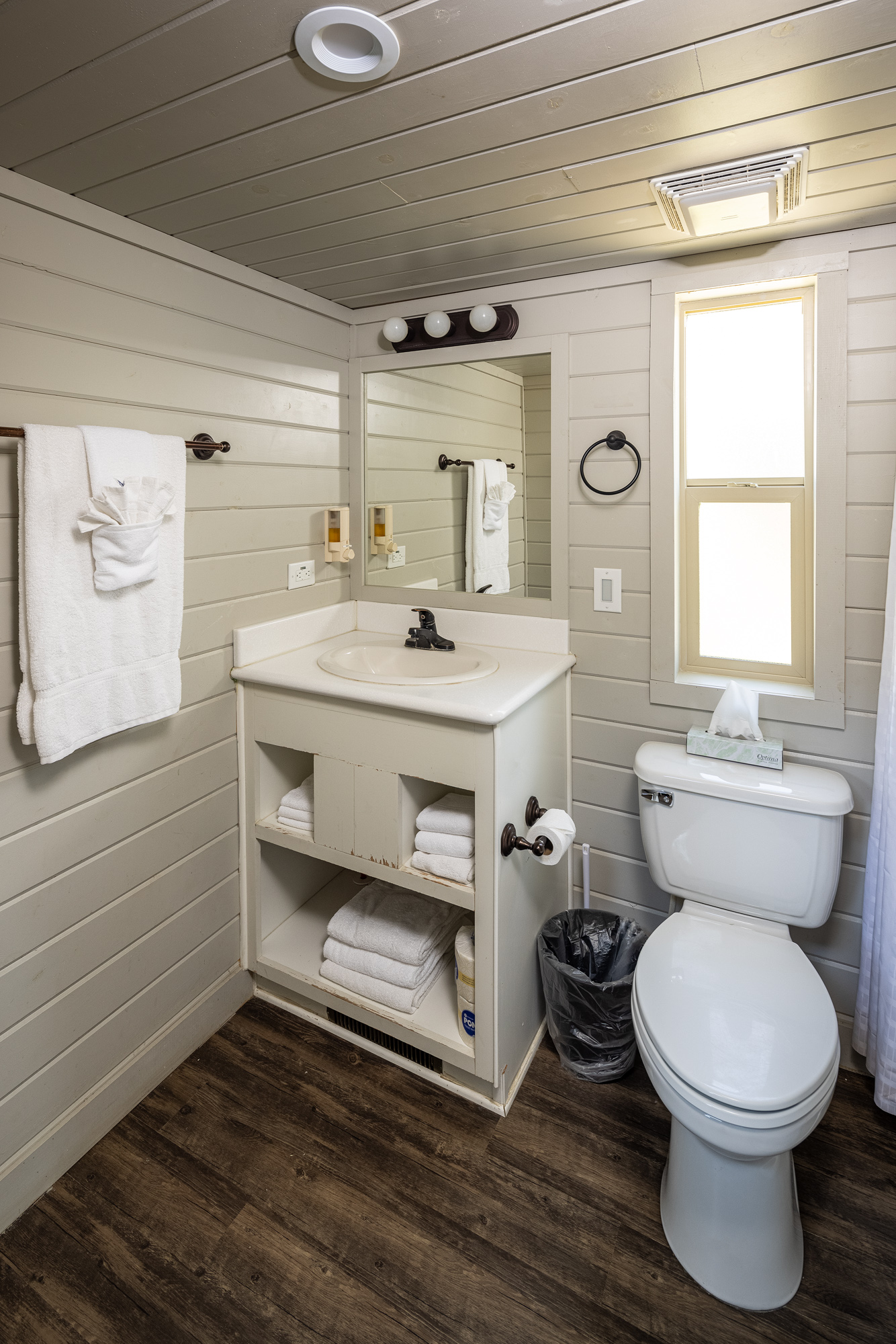 Deluxe Cabin