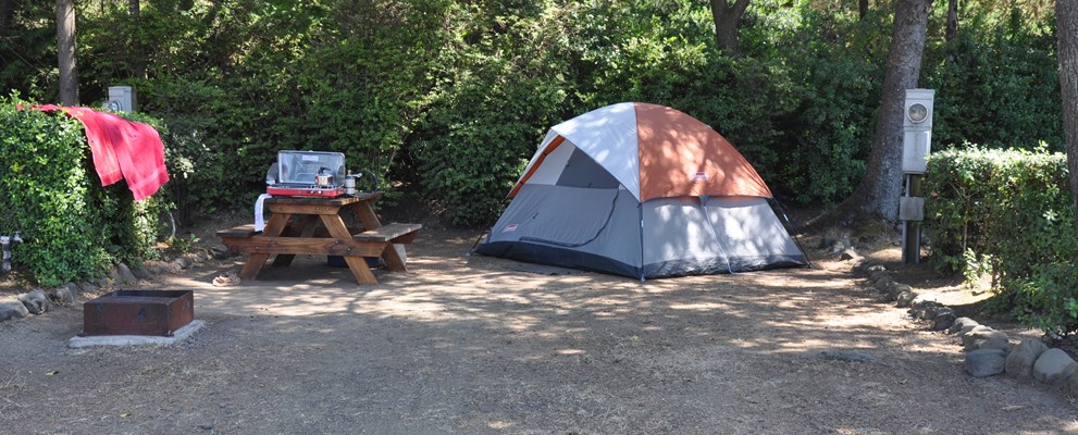 Deluxe Tent Site w/ Water and Electric