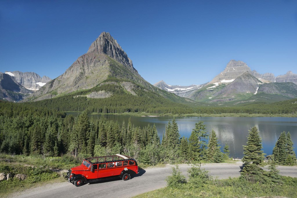 Red Bus Tours in Glacier National Park