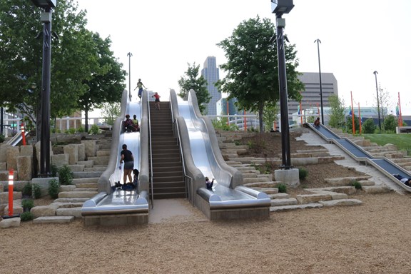 Gene Leahy Park/ Mall