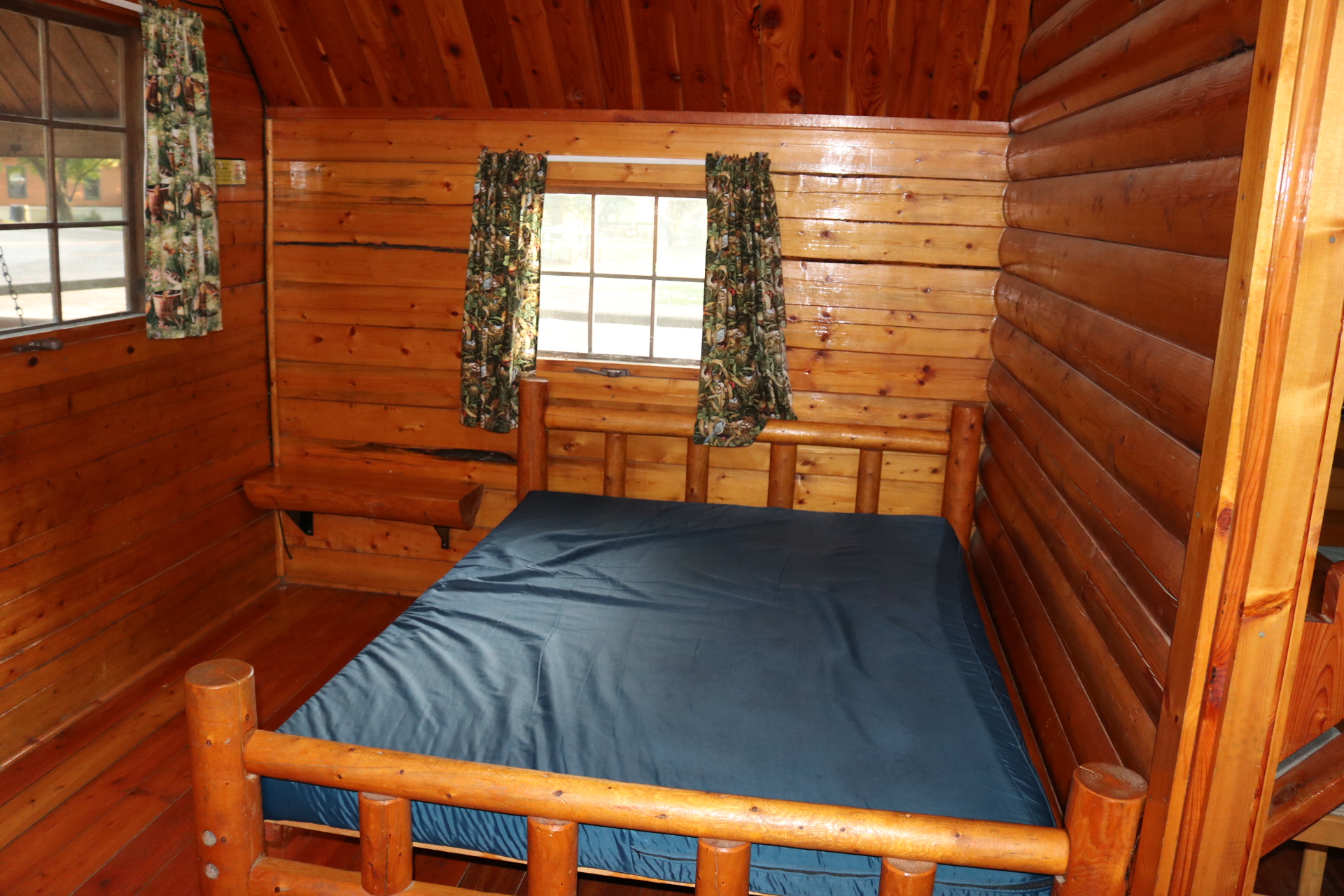 2 Bedroom Cabin