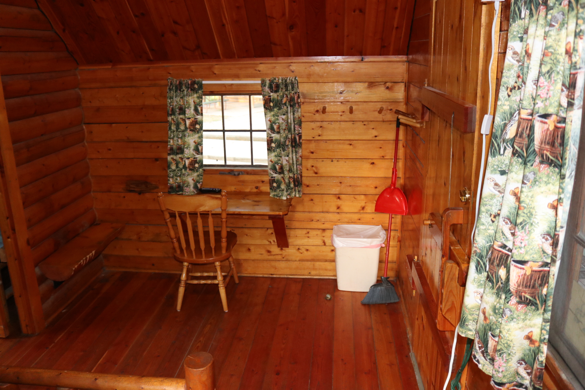 2 Bedroom Cabin