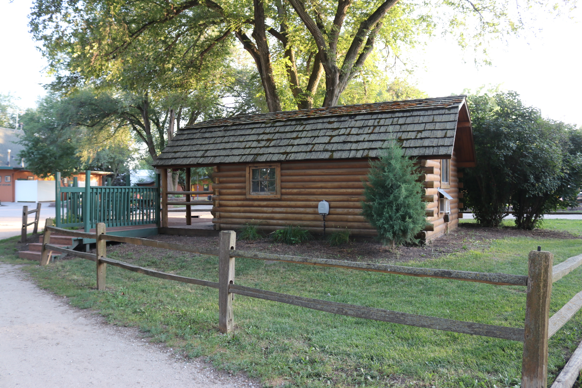 2 Bedroom Cabin