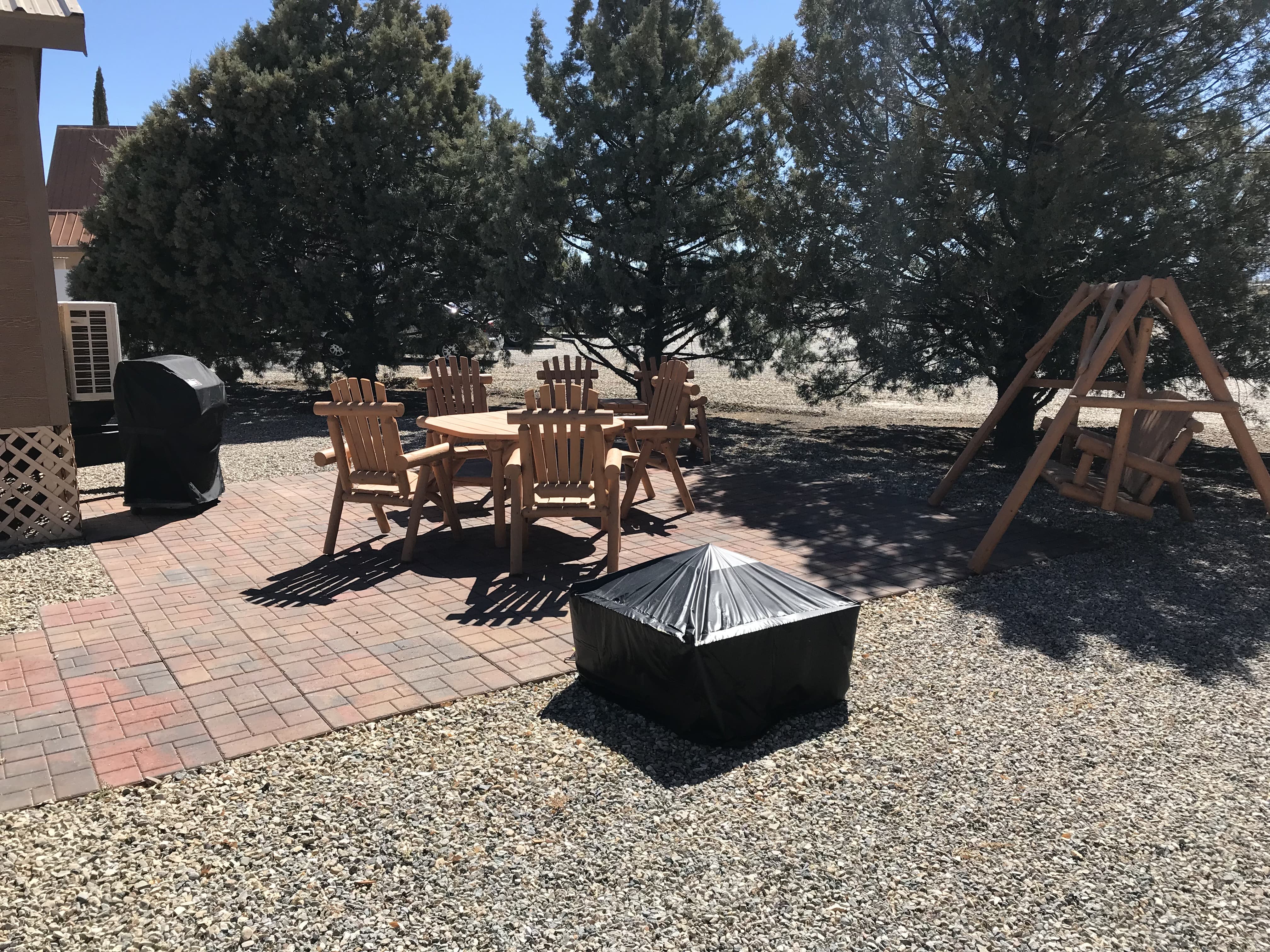 2BR Deluxe Cabin with Patio & Swing