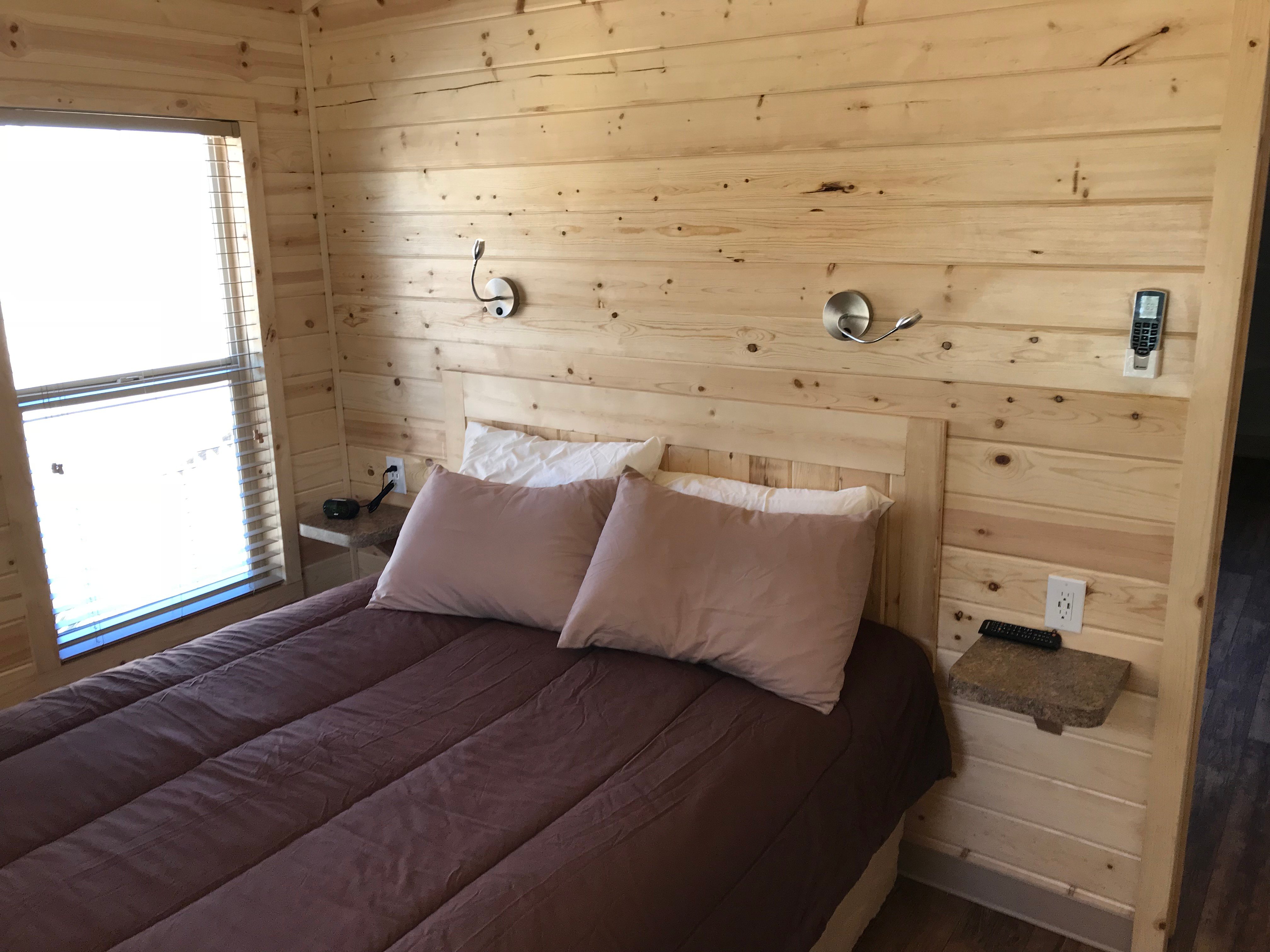 2BR Deluxe Cabin