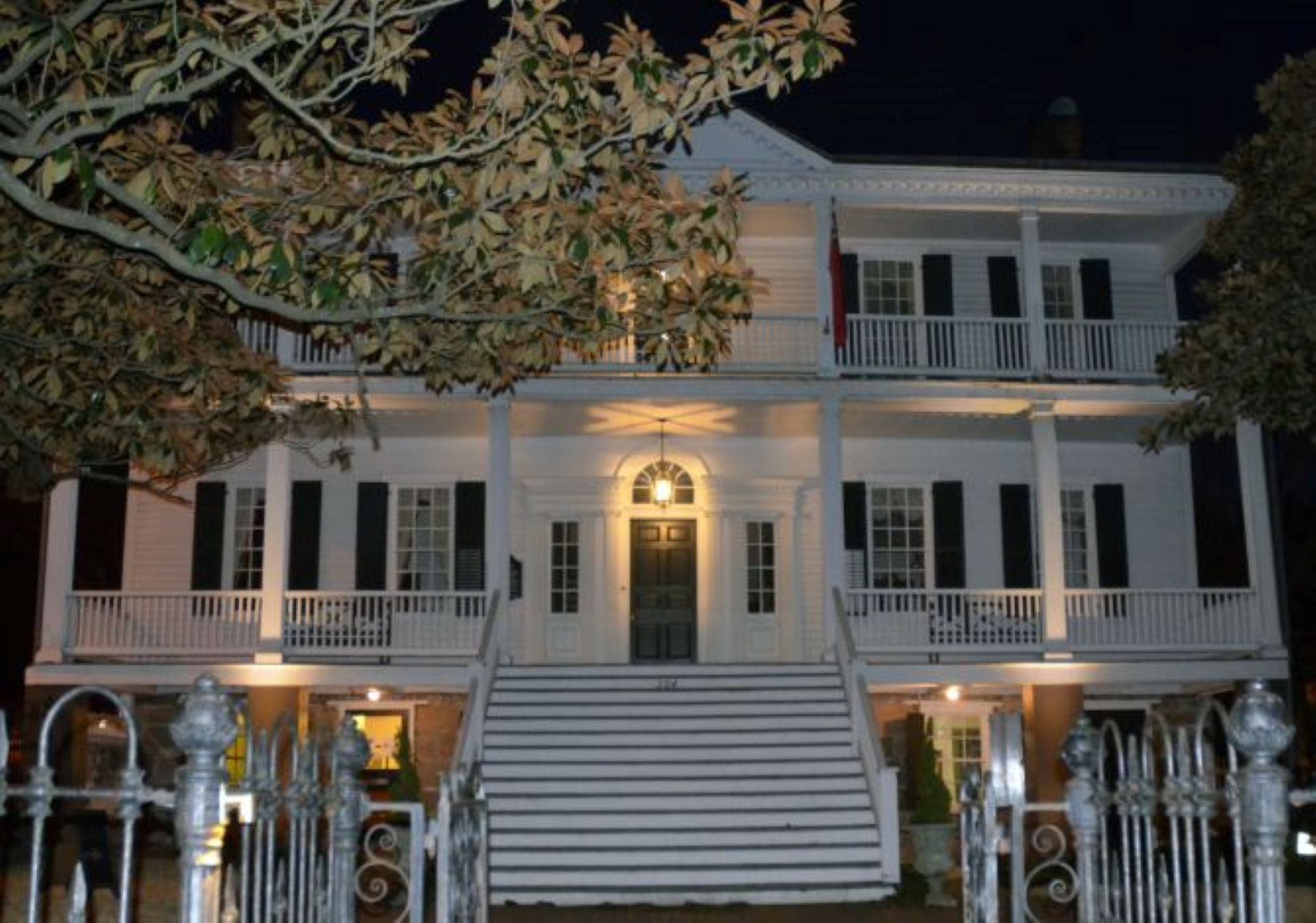Night Tour at the Burgwin-Wright House and Gardens Photo
