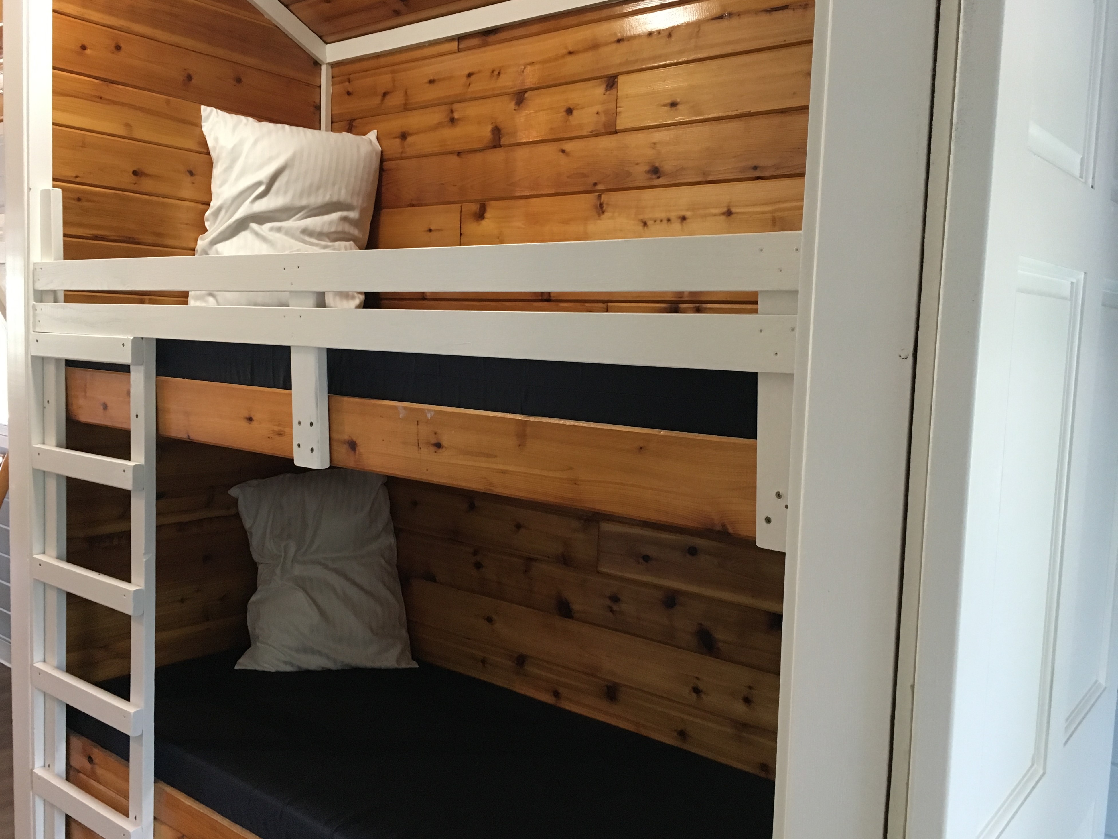 CFC L87 Bunk area