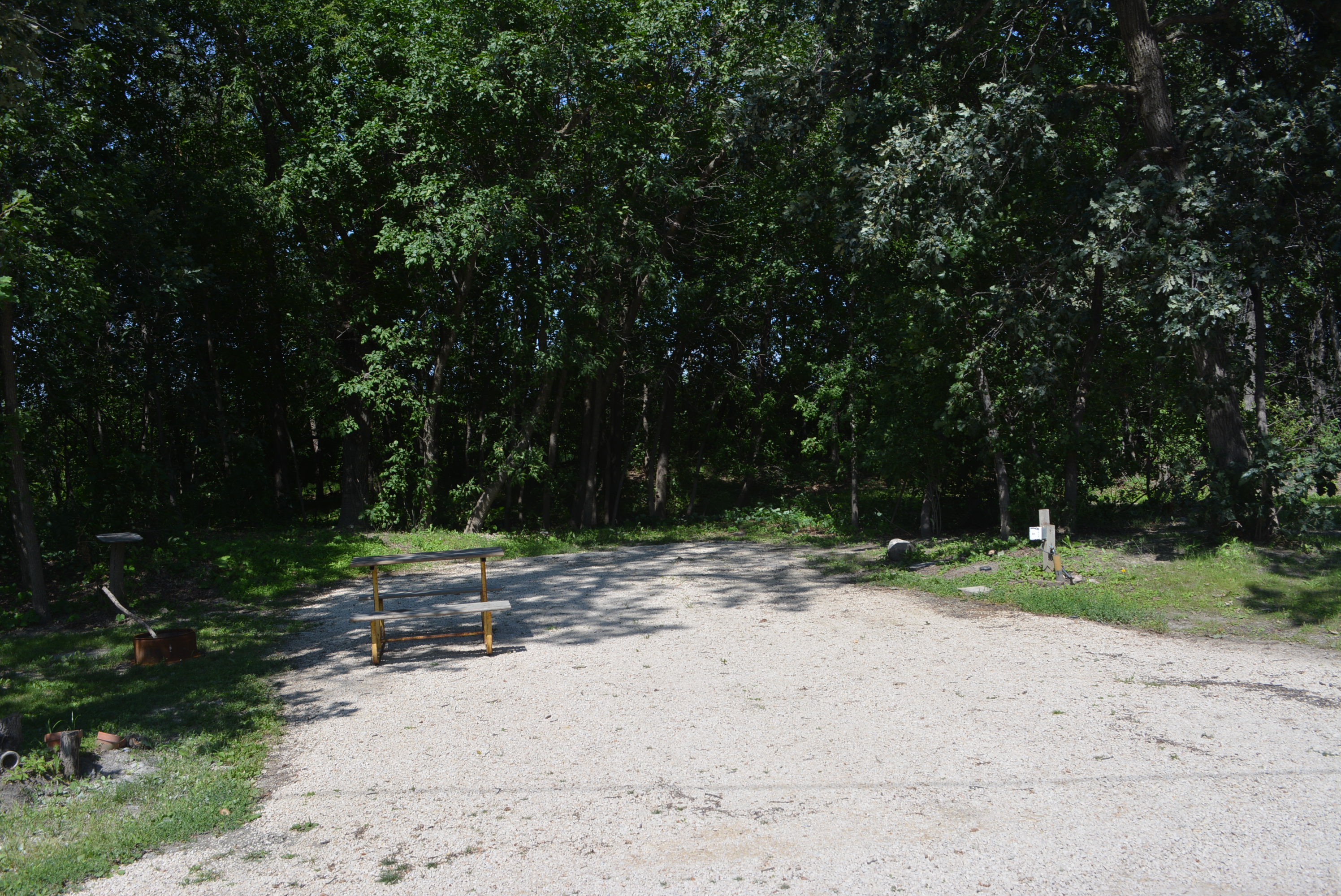 Tenting site with electric
