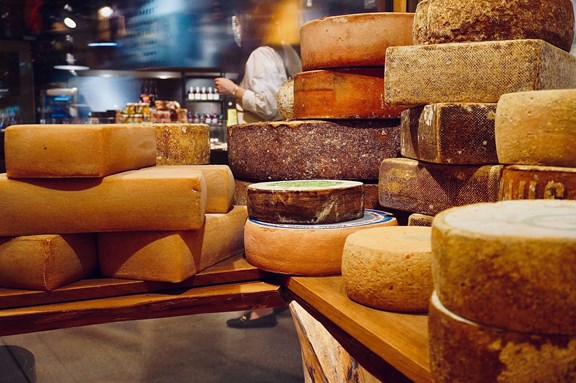Ehlenbach's Cheese Chalet