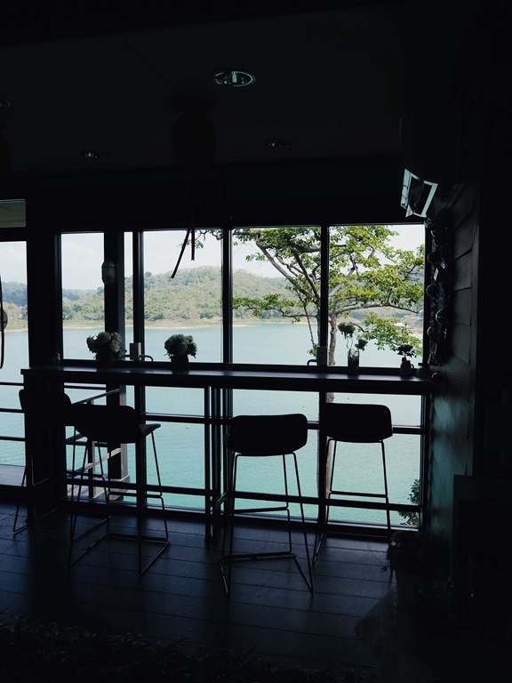 Bella Goose Coffee - Cafe on the River