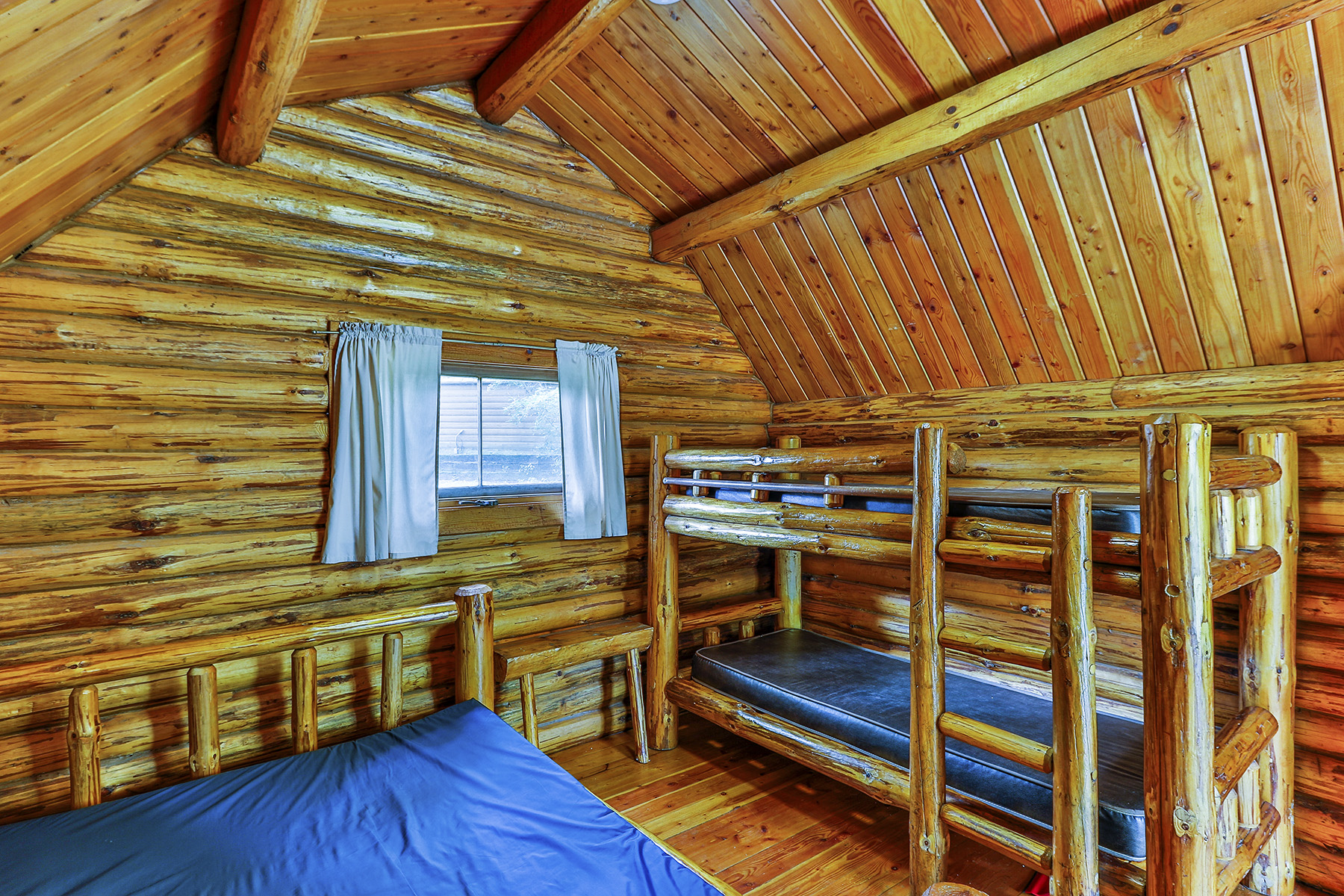Wisconsin Dells KOA Camping Cabin Interior