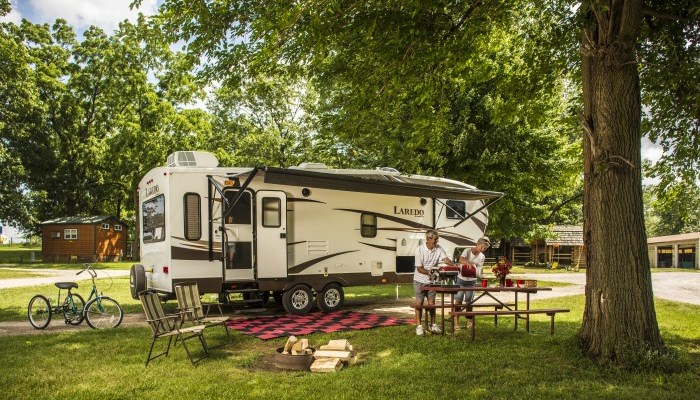 Wisconsin Dells KOA Pull-Thru Full Hookup RV Site