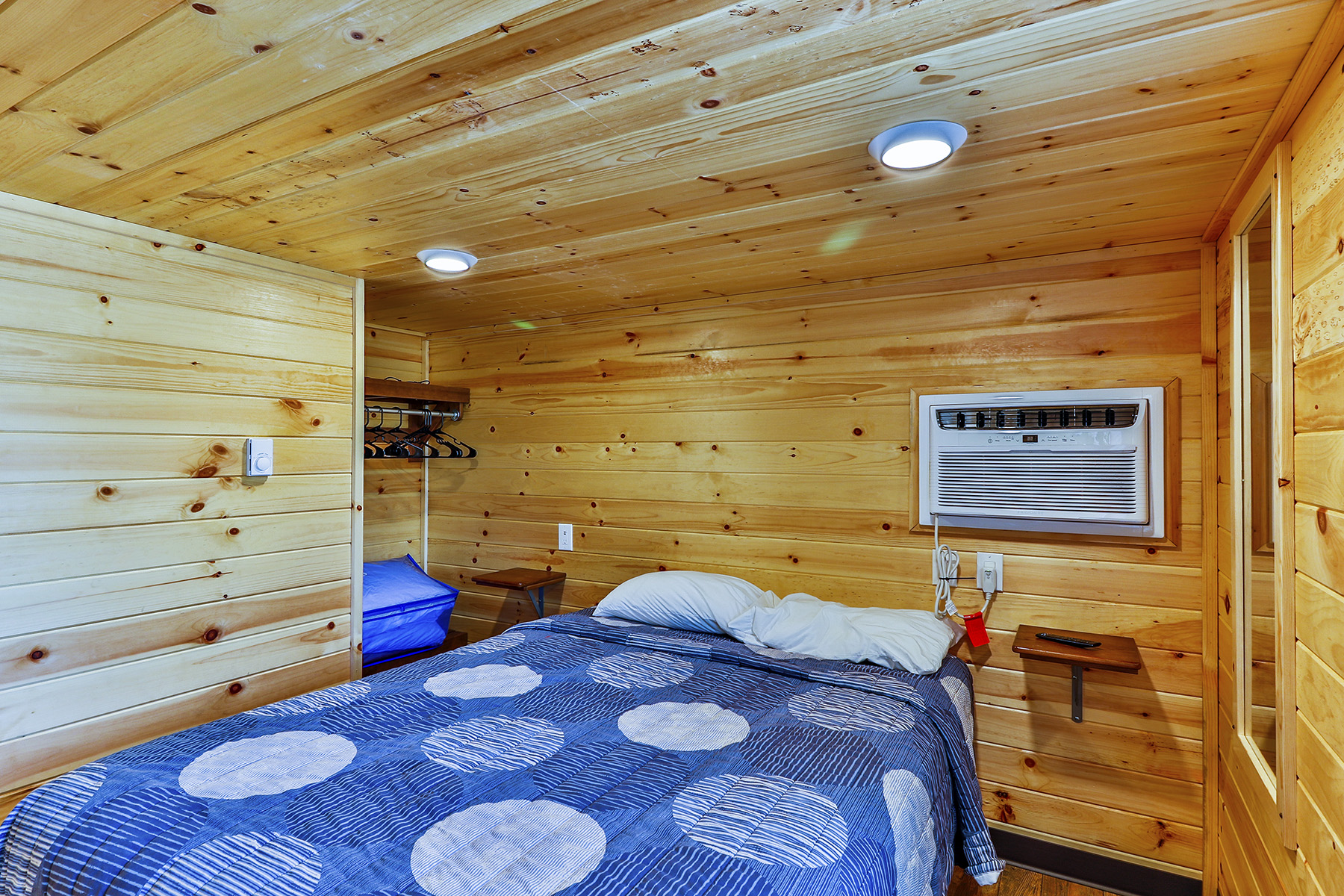 Wisconsin Dells KOA Deluxe Cabin Bedroom
